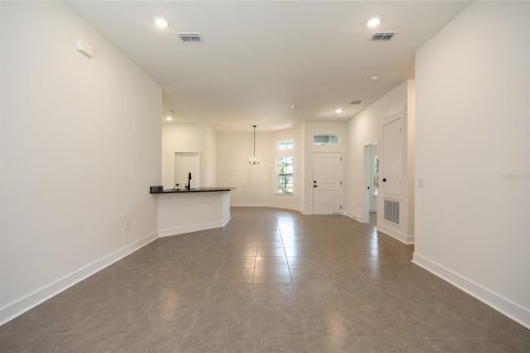 House in Palm Coast, Florida 3 bedrooms, 139.82 sq.m. № 2223815 - photo 9