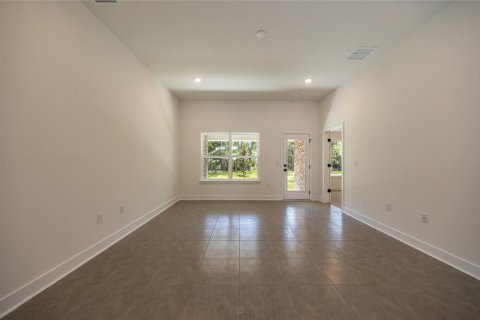 House in Palm Coast, Florida 3 bedrooms, 139.82 sq.m. № 2223815 - photo 10