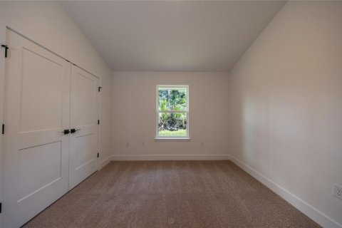 House in Palm Coast, Florida 3 bedrooms, 139.82 sq.m. № 2223815 - photo 18