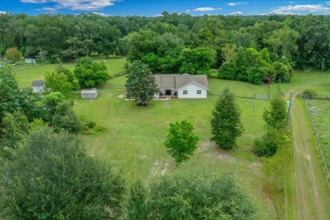 Villa ou maison à vendre à Summerfield, Floride: 4 chambres, 207.36 m2 № 2408325 - photo 2