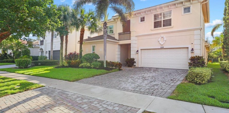 Villa ou maison à Jupiter, Floride 5 chambres, 351.64 m2 № 2421340