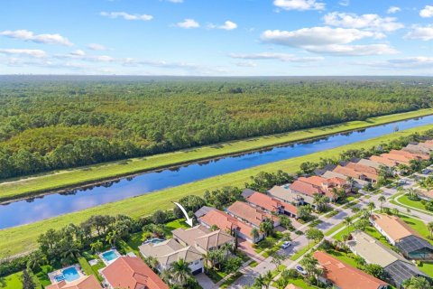 Villa ou maison à vendre à Jupiter, Floride: 5 chambres, 351.64 m2 № 2421340 - photo 2