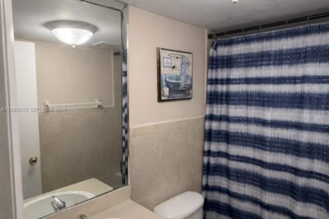 Купить кондоминиум в Майами, Флорида 2 спальни, 76.83м2, № 2058270 - фото 10