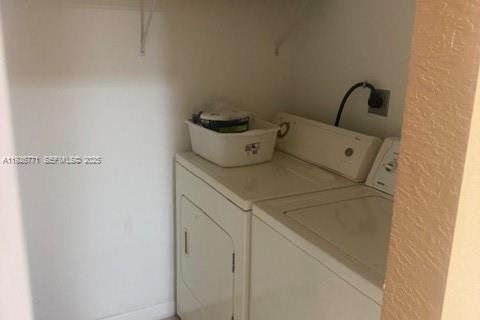 Villa ou maison à louer à Homestead, Floride: 3 chambres, 174.1 m2 № 1986627 - photo 13