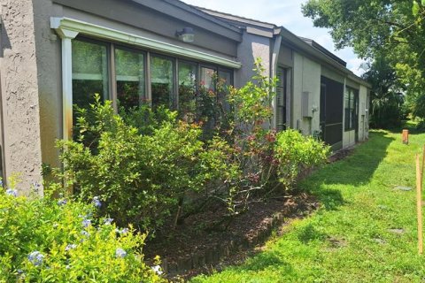 Townhouse in Fern Park, Florida 3 bedrooms, 186.92 sq.m. № 1893846 - photo 24