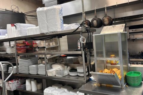 Immobilier commercial à vendre à Palmetto Bay, Floride № 1988577 - photo 9