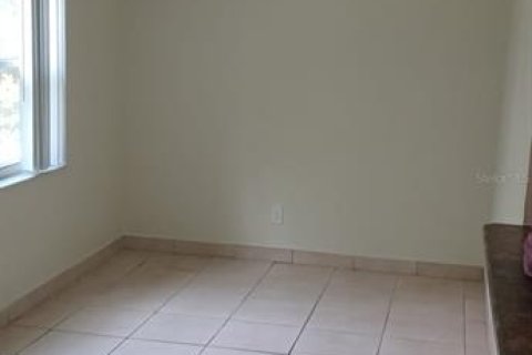 Condominio en alquiler en Orlando, Florida, 2 dormitorios, 84.08 m2 № 1843399 - foto 2