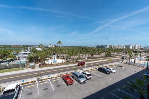 Condominio en venta en Indian Rocks Beach, Florida, 2 dormitorios, 102.19 m2 № 2137444 - foto 28