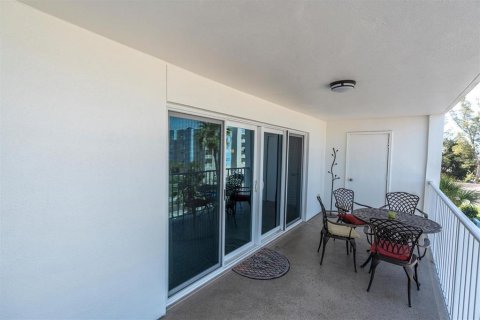 Condominio en venta en Indian Rocks Beach, Florida, 2 dormitorios, 102.19 m2 № 2137444 - foto 25