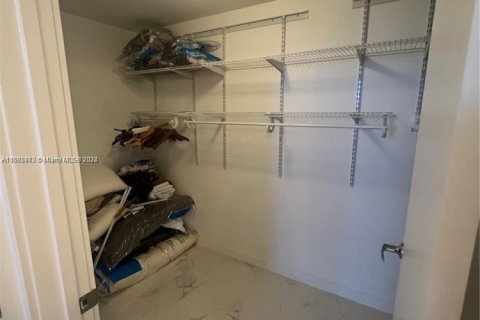 Copropriété à vendre à North Miami Beach, Floride: 1 chambre, 87.05 m2 № 1942799 - photo 9