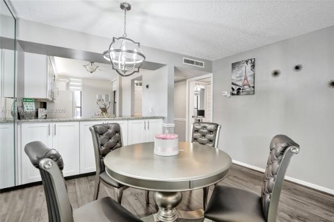 Copropriété à vendre à Margate, Floride: 2 chambres, 91.97 m2 № 2027126 - photo 12