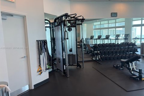 Condo in Miami, Florida, 1 bedroom № 2183377 - photo 21