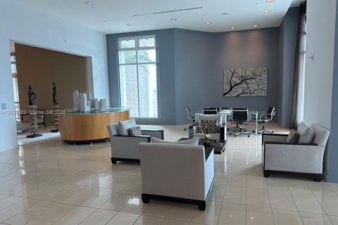 Condo in Miami, Florida, 1 bedroom № 2183377 - photo 25