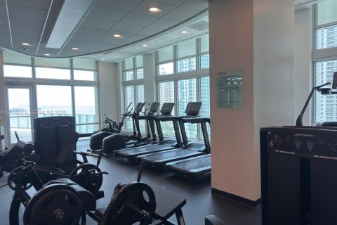 Condo in Miami, Florida, 1 bedroom № 2183377 - photo 19