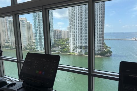 Condo in Miami, Florida, 1 bedroom № 2183377 - photo 22