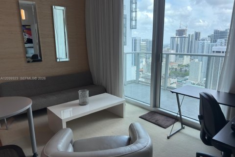 Condo in Miami, Florida, 1 bedroom № 2183377 - photo 5