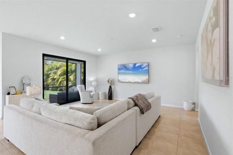 Villa ou maison à vendre à Lakewood Ranch, Floride: 5 chambres, 251.77 m2 № 2132988 - photo 4