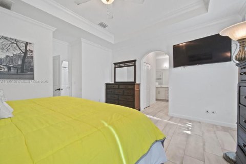 Casa en venta en Port St. Lucie, Florida, 4 dormitorios, 184.78 m2 № 1892746 - foto 17