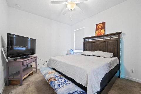 Casa en venta en Port St. Lucie, Florida, 4 dormitorios, 184.78 m2 № 1892746 - foto 22