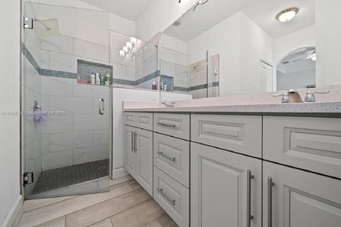 Casa en venta en Port St. Lucie, Florida, 4 dormitorios, 184.78 m2 № 1892746 - foto 11