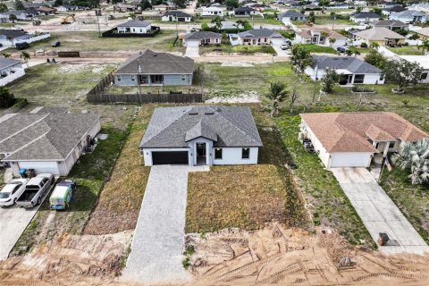 Купить виллу или дом в Кейп-Корал, Флорида 3 комнаты, 160.44м2, № 2212230 - фото 28