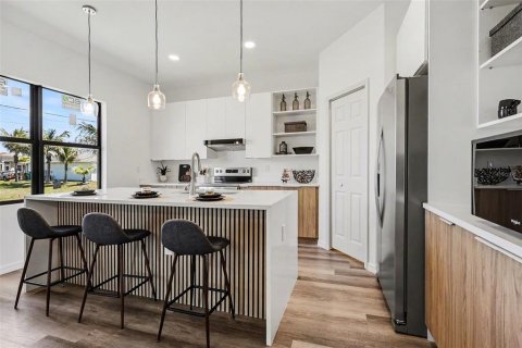 Купить виллу или дом в Кейп-Корал, Флорида 3 комнаты, 160.44м2, № 2212230 - фото 11