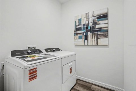 Купить виллу или дом в Кейп-Корал, Флорида 3 комнаты, 160.44м2, № 2212230 - фото 25