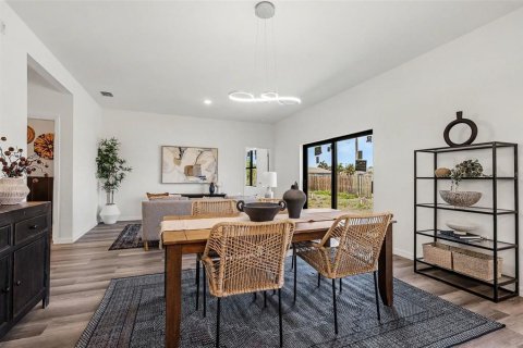 Купить виллу или дом в Кейп-Корал, Флорида 3 комнаты, 160.44м2, № 2212230 - фото 8