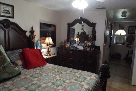 Villa ou maison à vendre à Kissimmee, Floride: 3 chambres, 133.22 m2 № 2151722 - photo 15