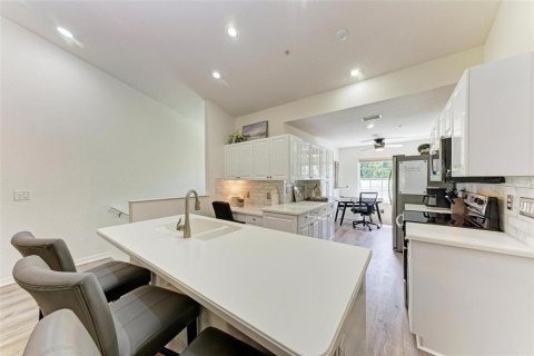 Copropriété à louer à Bradenton, Floride: 2 chambres, 125.05 m2 № 1582089 - photo 6