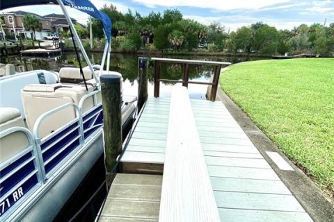 Condo in Crystal River, Florida, 2 bedrooms  № 1304269 - photo 26