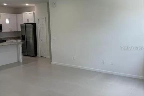 Casa en alquiler en Sebring, Florida, 4 dormitorios, 156.82 m2 № 1915273 - foto 9