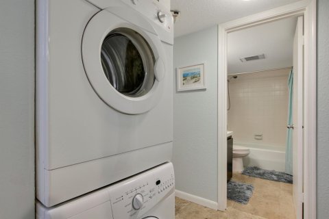 Condo in Juno Beach, Florida, 2 bedrooms  № 750691 - photo 1