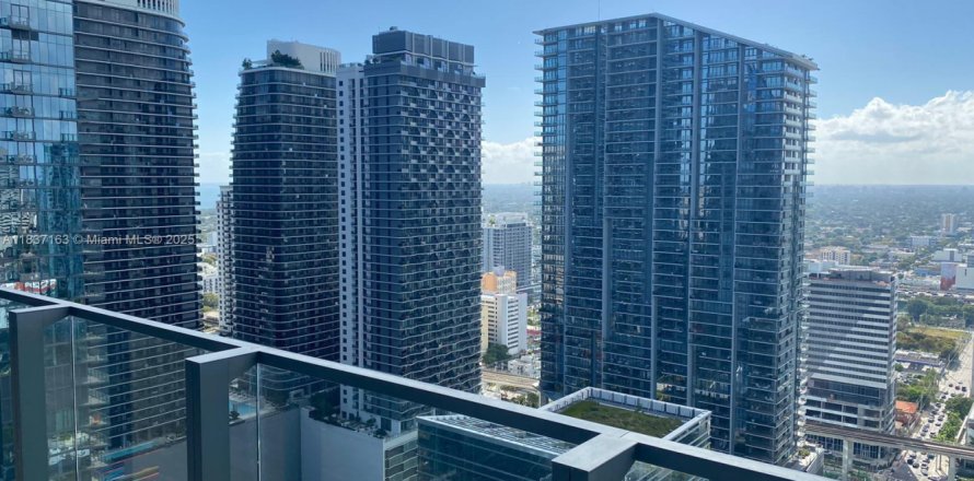 Condo à Miami, Floride, 3 chambres  № 1823729