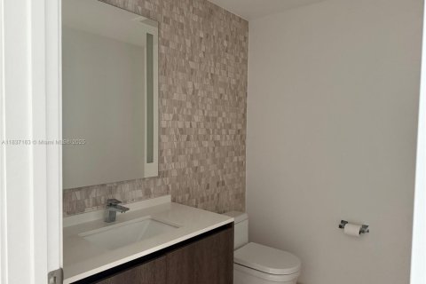 Copropriété à louer à Miami, Floride: 3 chambres, 154.22 m2 № 1823729 - photo 14