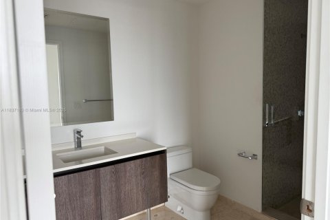 Copropriété à louer à Miami, Floride: 3 chambres, 154.22 m2 № 1823729 - photo 12