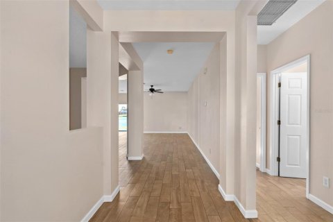 Villa ou maison à vendre à Orlando, Floride: 3 chambres, 172.05 m2 № 2118918 - photo 5