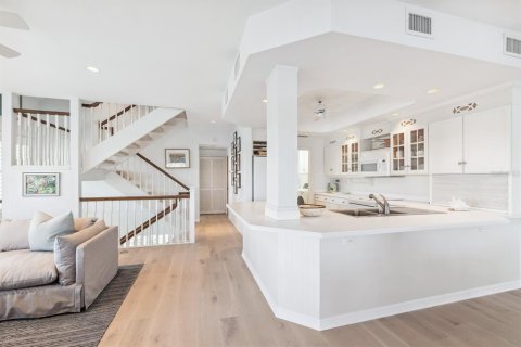 Villa ou maison à vendre à Boca Grande, Floride: 3 chambres, 268.02 m2 № 2437246 - photo 8