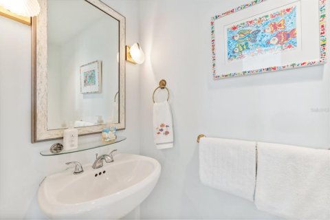 Villa ou maison à vendre à Boca Grande, Floride: 3 chambres, 268.02 m2 № 2437246 - photo 11