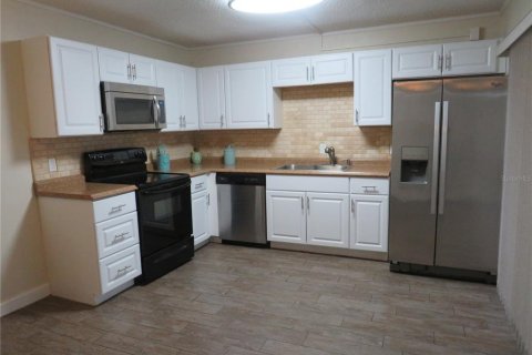Townhouse in New Smyrna Beach, Florida 2 bedrooms, 123.37 sq.m. № 1795887 - photo 30