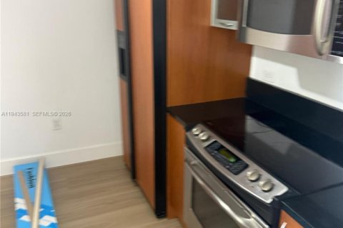 Condominio en alquiler en Aventura, Florida, 2 dormitorios, 109.07 m2 № 2152793 - foto 3