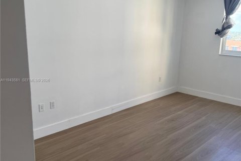 Condominio en alquiler en Aventura, Florida, 2 dormitorios, 109.07 m2 № 2152793 - foto 9