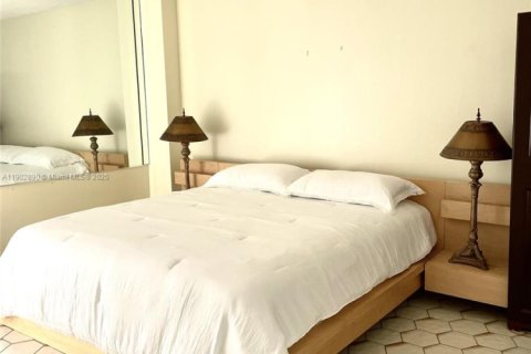 Condo in Aventura, Florida, 1 bedroom  № 1954083 - photo 5