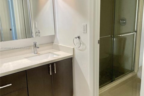 Condo in Aventura, Florida, 1 bedroom  № 1954083 - photo 7