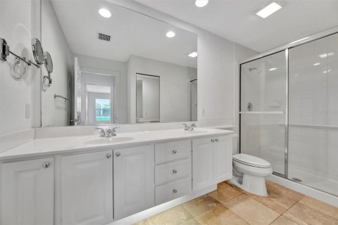 House in Sarasota, Florida 2 bedrooms, 157.28 sq.m. № 1853472 - photo 22
