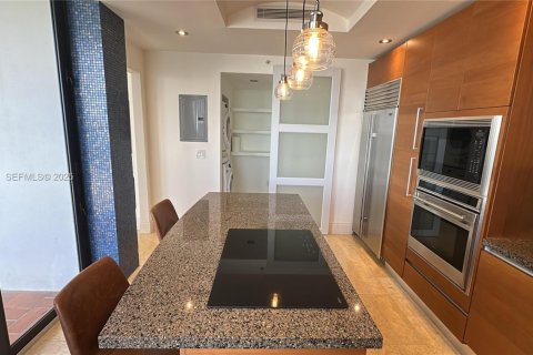 Condo in Miami Beach, Florida, 3 bedrooms № 2006765 - photo 10