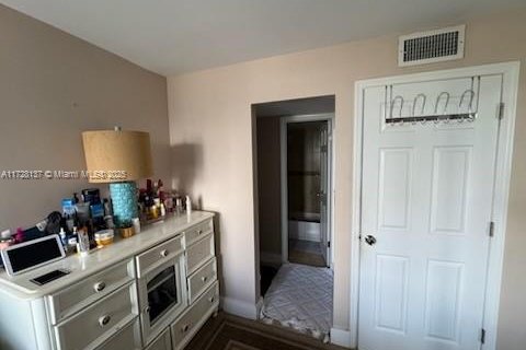 Copropriété à vendre à Sunny Isles Beach, Floride: 2 chambres, 81.29 m2 № 2018535 - photo 16