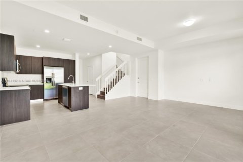 Touwnhouse à louer à Homestead, Floride: 4 chambres, 163.51 m2 № 1969725 - photo 16