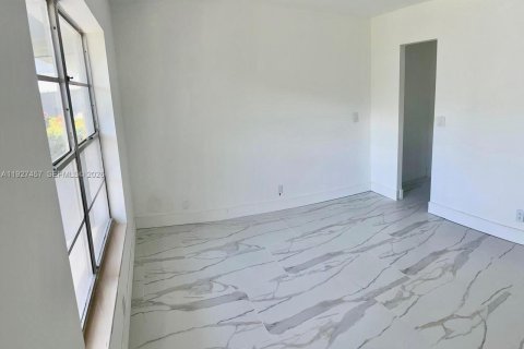 Condominio en venta en Margate, Florida, 2 dormitorios, 106.09 m2 № 1987315 - foto 12