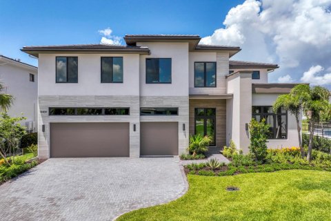 House in Jupiter, Florida 6 bedrooms, 455.78 sq.m. № 2272496